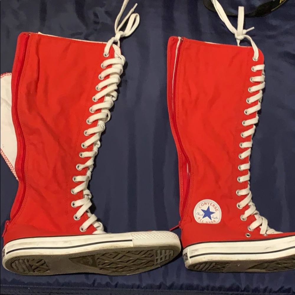 Converse knee high